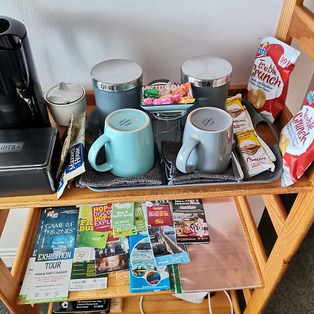 Bright And Cozy Room With Double Bed, Private Bathroom Not Ensuite, Breakfast To Go ダブリン エクステリア 写真